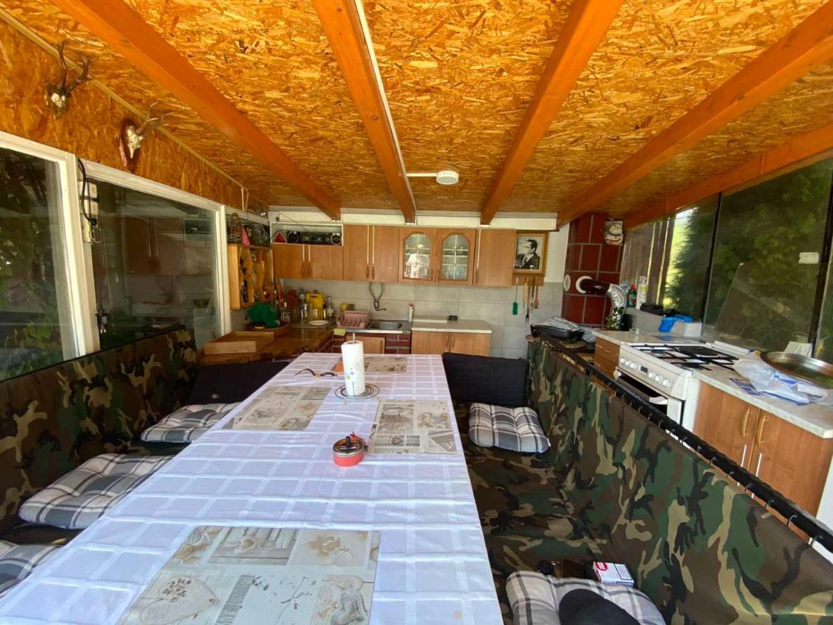 Villa Dino Kulen Vakuf Esterno foto