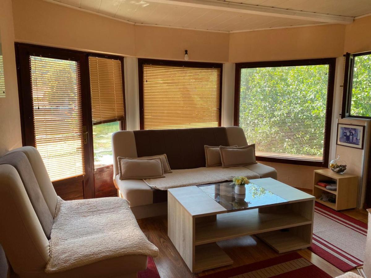 Villa Dino Kulen Vakuf Esterno foto